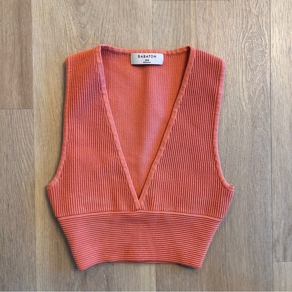 Aritzia Babaton Sculpt Knit Deep V Tank - grapefruit, coral - Picture 4 of 9